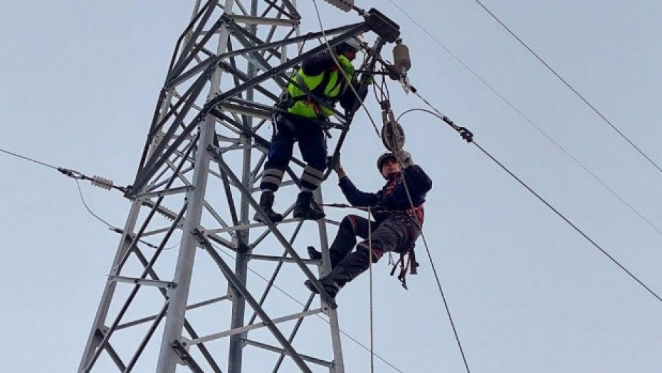 Stiže struja u Mačvu i Podrinje: Do kraja dana popravke na mreži u okolini Loznice i Valjeva
