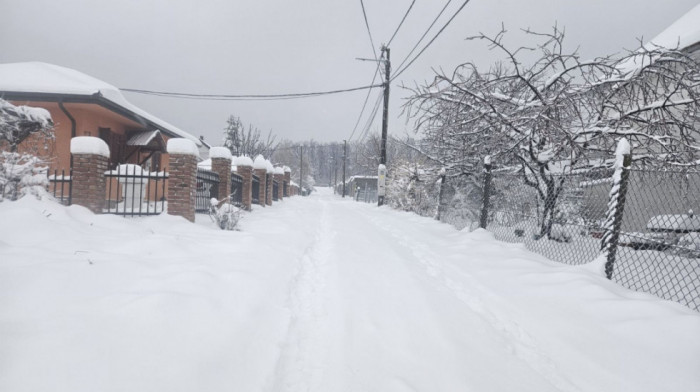 Ledeni talas paralisao Srbiju: Vanredna situacija u više mesta, u Beogradu saobraćajni kolaps