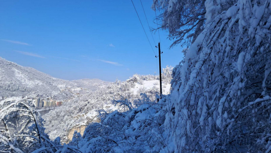 Sela u Opštini Vladimirci dobila struju, stabilizuje se i vodosnabdevanje