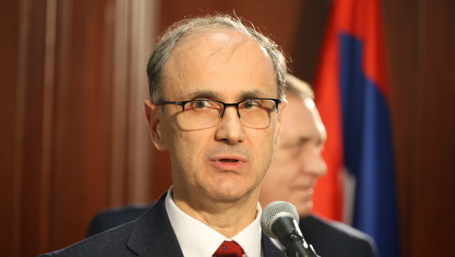 Nalog premijera Macuta: Usled otežanih vremenskih uslova biće pojačano angažovanje službi na terenu