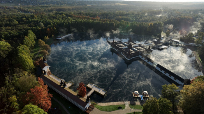 Hévíz – jezero u komšiluku u kom se možete kupati 365 dana godišnje