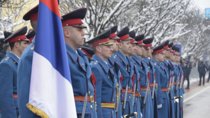 Defile podovom Dana Republike Srpske: Koje poruke su poslate sa Trga Krajine u Banjaluci?