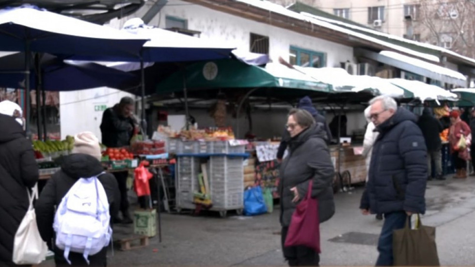 Na Bajlonijevoj pijaci zime nema: Svežih proizvoda i zimnice ima u izobilju