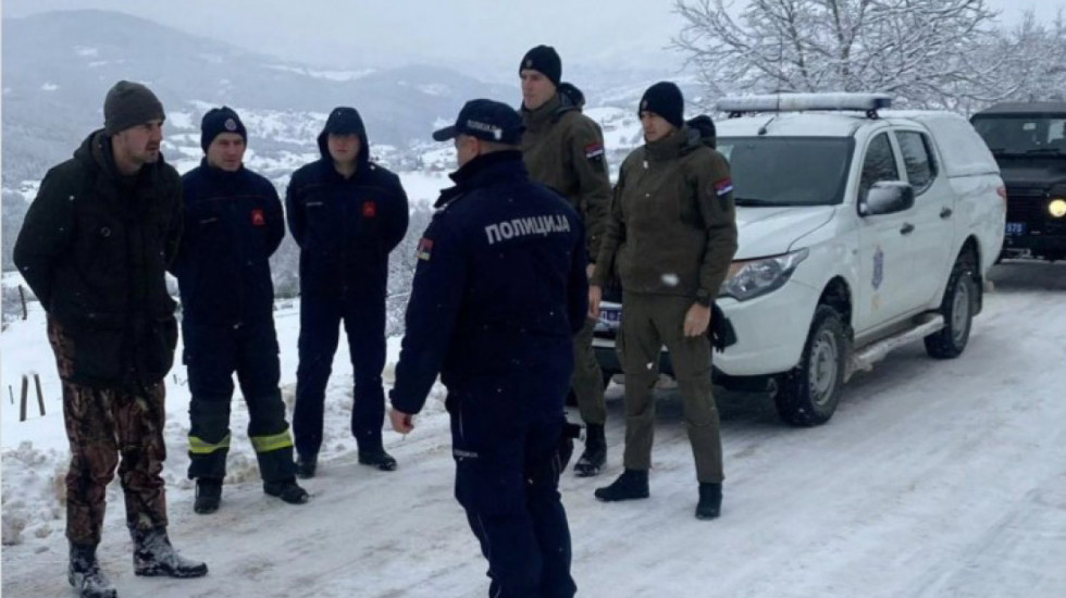 Žandarmerija na terenu u teškim zimskim uslovima: Pomoć meštanima u najugroženijim područjima