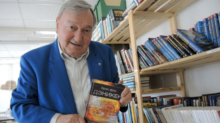 Preminuo Erik fon Deniken, autor teorije o vanzemaljcima koji su oblikovali ljudsku civilizaciju