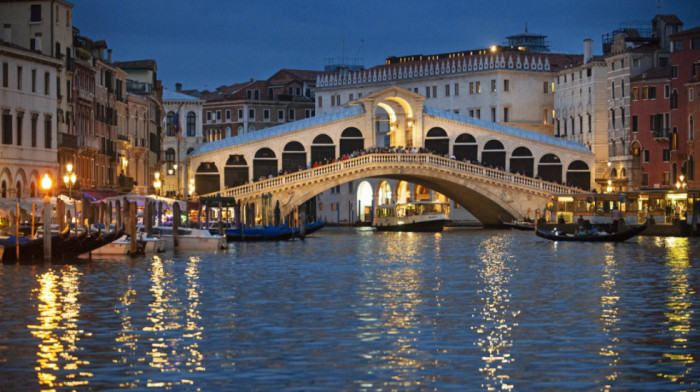 Desni centar pobedio u Veneciji i Ređo di Kalabriji na lokalnim izborima