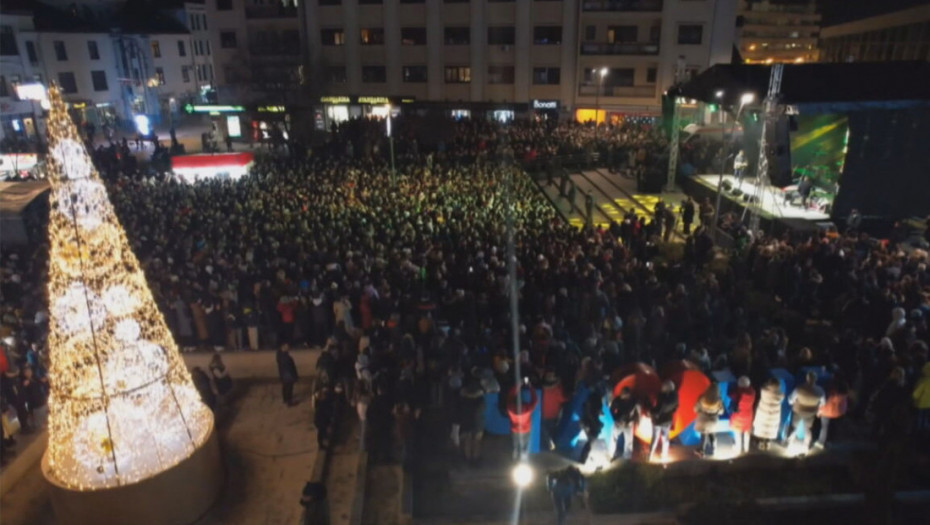 Sindikat estradnih umetnika izvođača osudio napad na Anu Bekutu u Čačku: Zašto policija nije odmah reagovala?