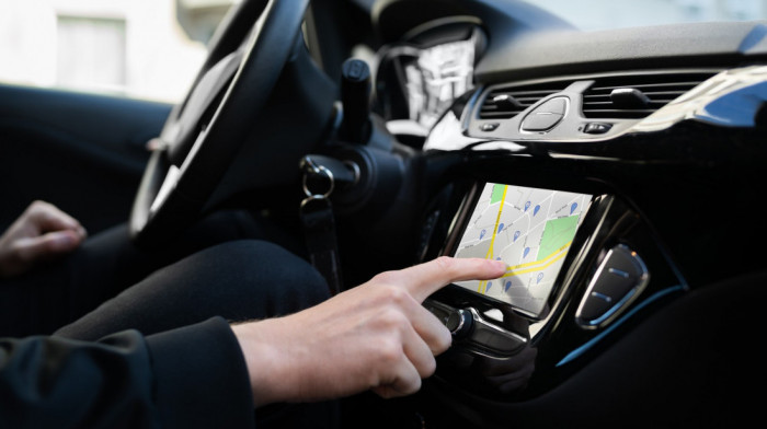 Kraći put na ekranu, veći rizik na terenu: Kako navigacija postaje sve češći problem