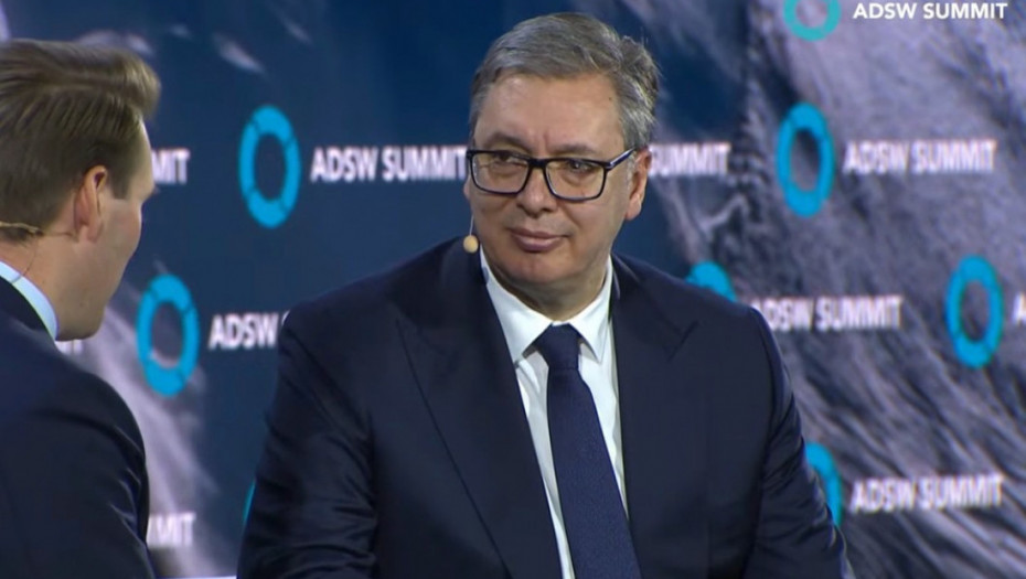 Predsednik Vučić završio posetu Ujedinjenim Arapskim Emiratima