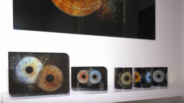 Iris oka kao jedinstveno umetničko delo: Jedan beogradski studio posvećen "ogledalima duše" (VIDEO)