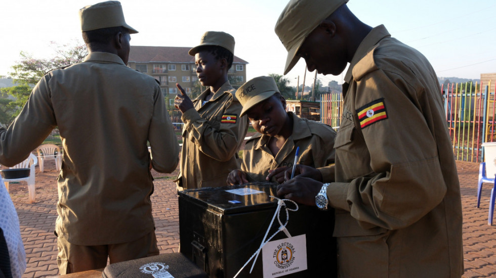 Uganda na mesec dana zatvorila granicu sa susednom DR Kongo da bi ograničila širenje ebole