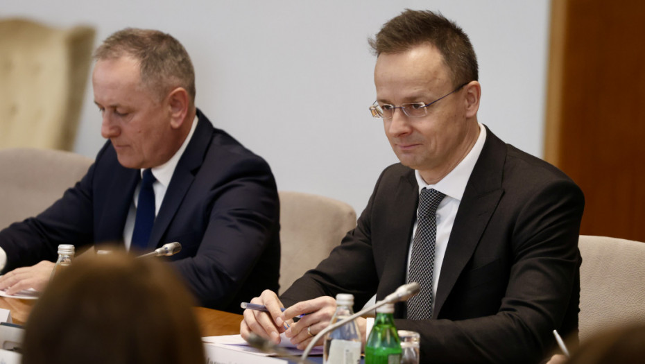 Sijarto: Mađarska sedi za stolom gde se stvara novi svetski poredak, Evropa ne sedi