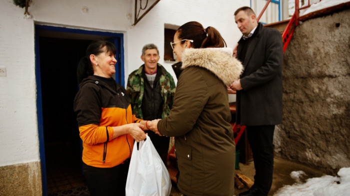 Sara Pavkov obišla porodice pogođene elementarnim nepogodama u Priboju i Prijepolju