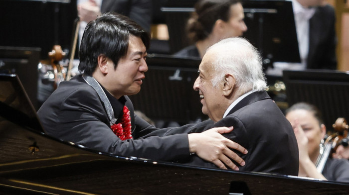 Eksplozija aplauza, ovacija i skandiranja publike: Drugi koncert Mehte i Beogradske filharmonije u Mumbaju