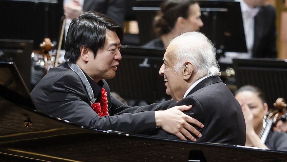 Eksplozija aplauza, ovacija i skandiranja publike: Drugi koncert Mehte i Beogradske filharmonije u Mumbaju