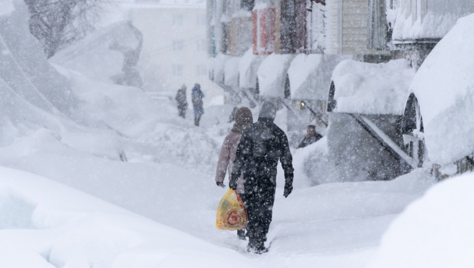 Najmanje 14 američkih saveznih država proglasilo vanredno stanje zbog oluje