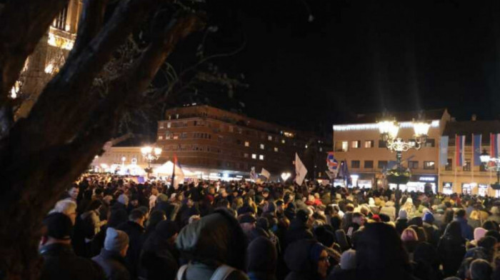 Studentski protest "Šta znači pobeda" na Trgu slobode u Novom Sadu