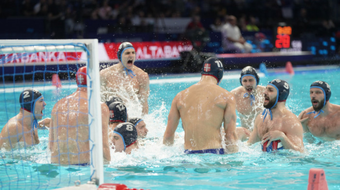 Vaterpolo klasik pripao "Delfinima": Srbija preko Mađarske do polufinala Evropskog prvenstva (FOTO)