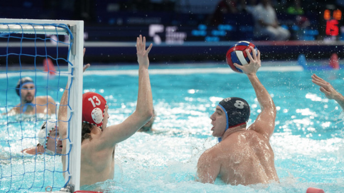 Vaterpolisti Srbije bez sreće u duelu sa Mađarskom