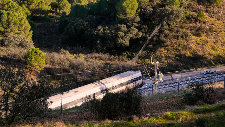 Pukla šina na spoju stare i nove pruge: Otkriven moguć uzrok nesreće u Španiji