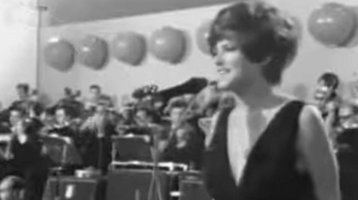 Preminula Senka Veletanlić, ikona jugoslovenske muzike