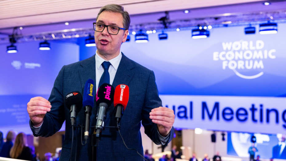 Vučić u Davosu sa Navrockim: Pozvao sam ga da poseti Srbiju