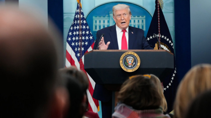 Tramp: Odbor za mir bi mogao da zameni Ujedinjene nacije