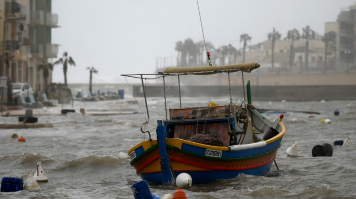 OIuja Hari pustoši Mediteran: Malta i Sicilija najgore prošle, talasi od devet metara "gutali" ulice (FOTO, VIDEO)