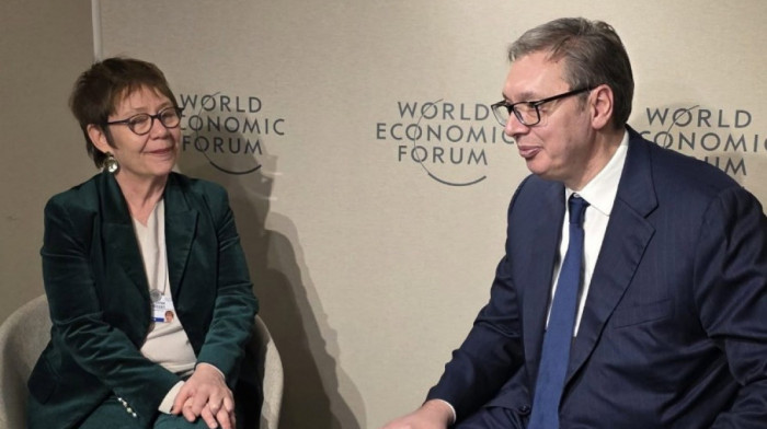 Vučić se sastao sa predsednicom EBRD-a u Davosu