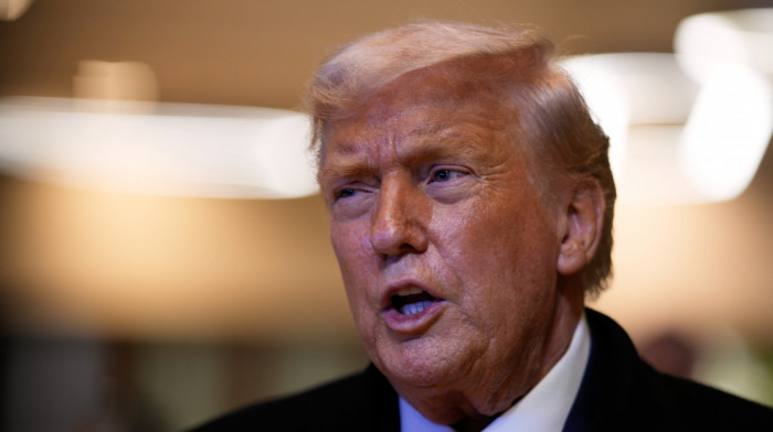 Tramp: TikTok će biti u vlasništvu američkih investitora, hvala Si Đinpingu