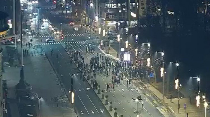 Podrška studentima u blokadi u Novom Sadu: Protest građana večeras ispred Skupštine Srbije