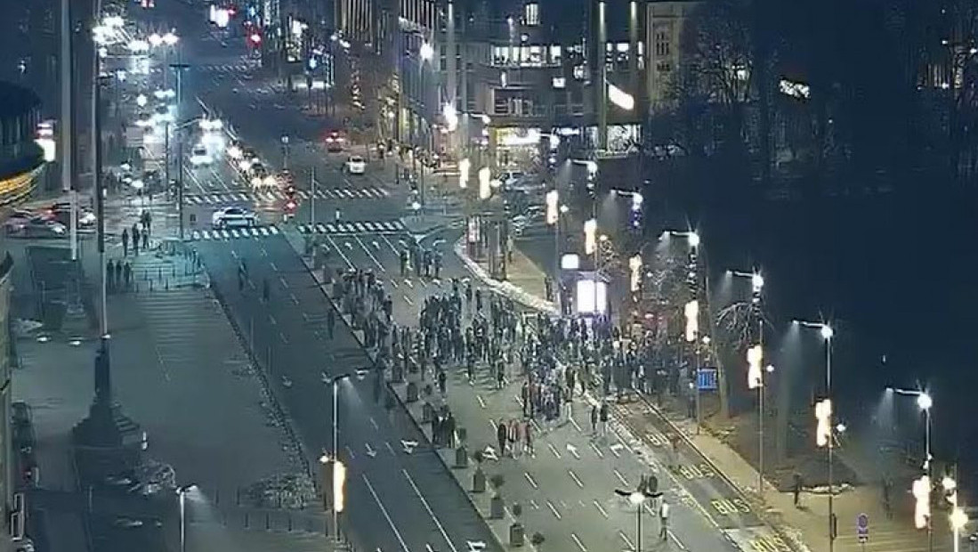 Podrška studentima u blokadi u Novom Sadu: Protest građana večeras ispred Skupštine Srbije