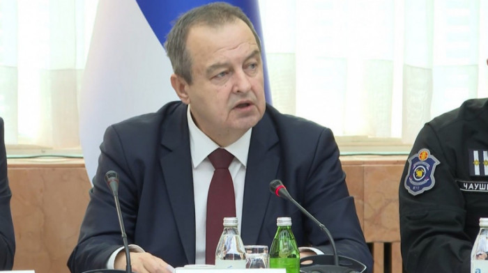 Dačić: Zaplena 100 kg marihuane, uhapšen jedan osumnjičeni