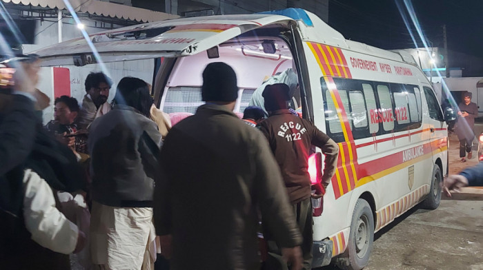 Samoubilački napad na kuću vođe mirovne milicije u Pakistanu tokom venčanja: Stradalo pet osoba, povređeno deset ljudi