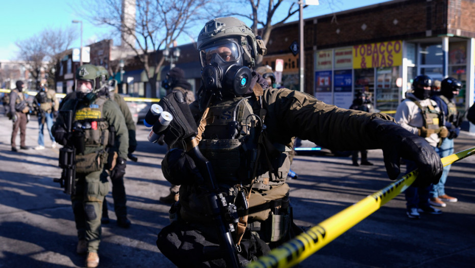 Otpuštena medicinska sestra koja je pozivala da se agenti ICE-a napadaju špricevima sa anestetikom za paralizu mišića