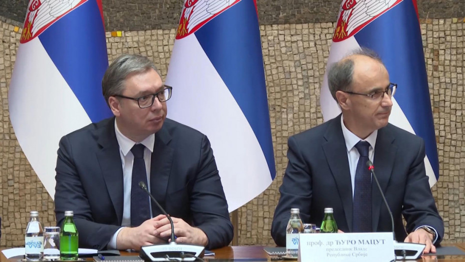 Vučić direktorima javnih preduzeća: Molim vas idite, ako nemate želju da menjate stvari