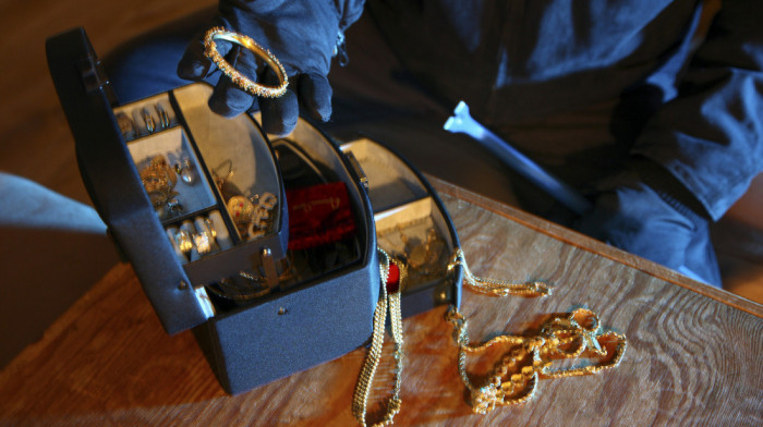 Filmska pljačka u Kanu: Lopovi odneli dragocenosti vredne 600.000 evra