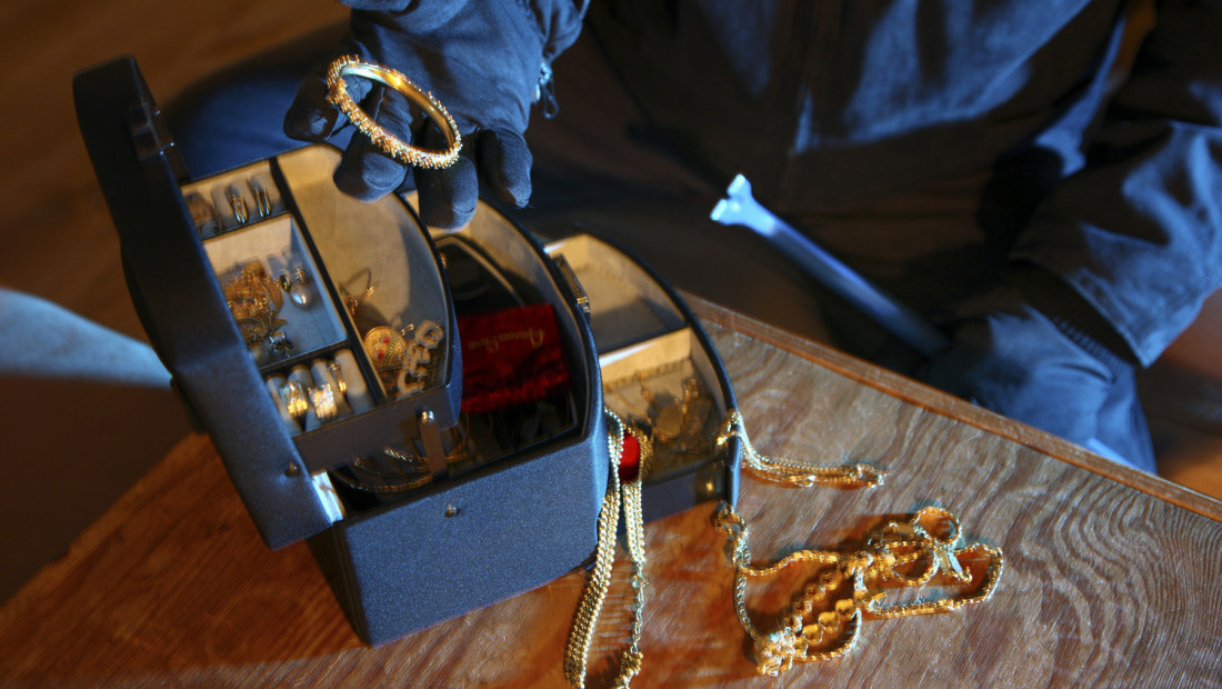 Filmska pljačka u Kanu: Lopovi odneli dragocenosti vredne 600.000 evra