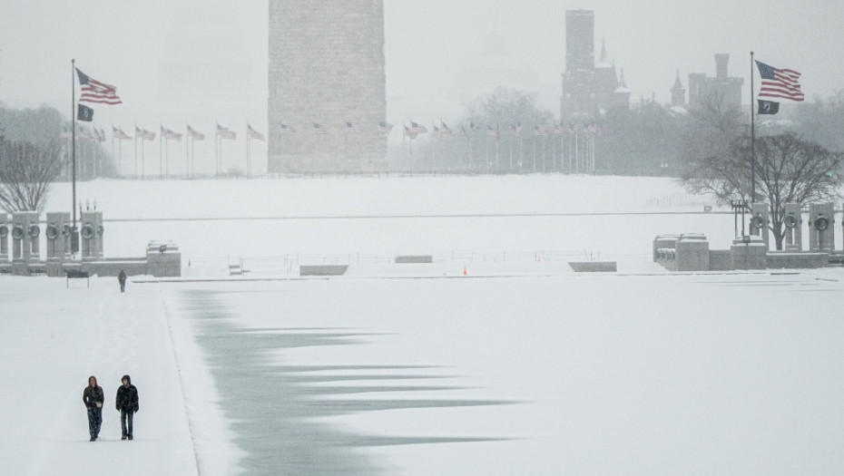 Ekstremne hladnoće u SAD odnele sedam života: Snežna oluja ostavila bez struje skoro 800.000 domaćinstava