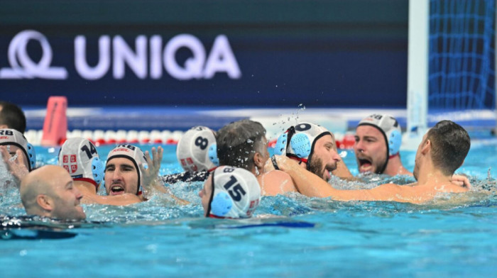 Srbija je evropski prvak: "Delfini" razbili Mađare u Areni, Mandić i Glušac dominirali