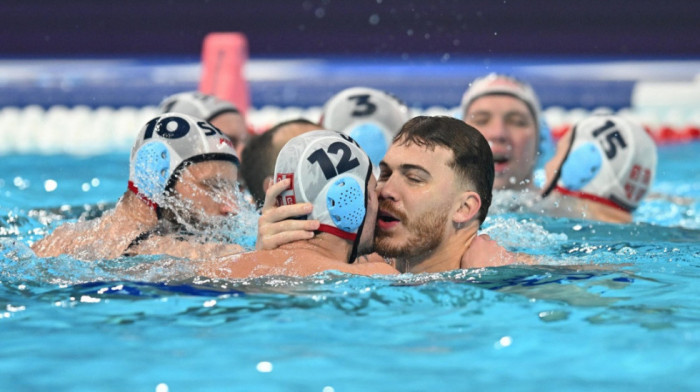 Srbija je evropski prvak: "Delfini" razbili Mađare u Areni, Mandić i Glušac dominirali