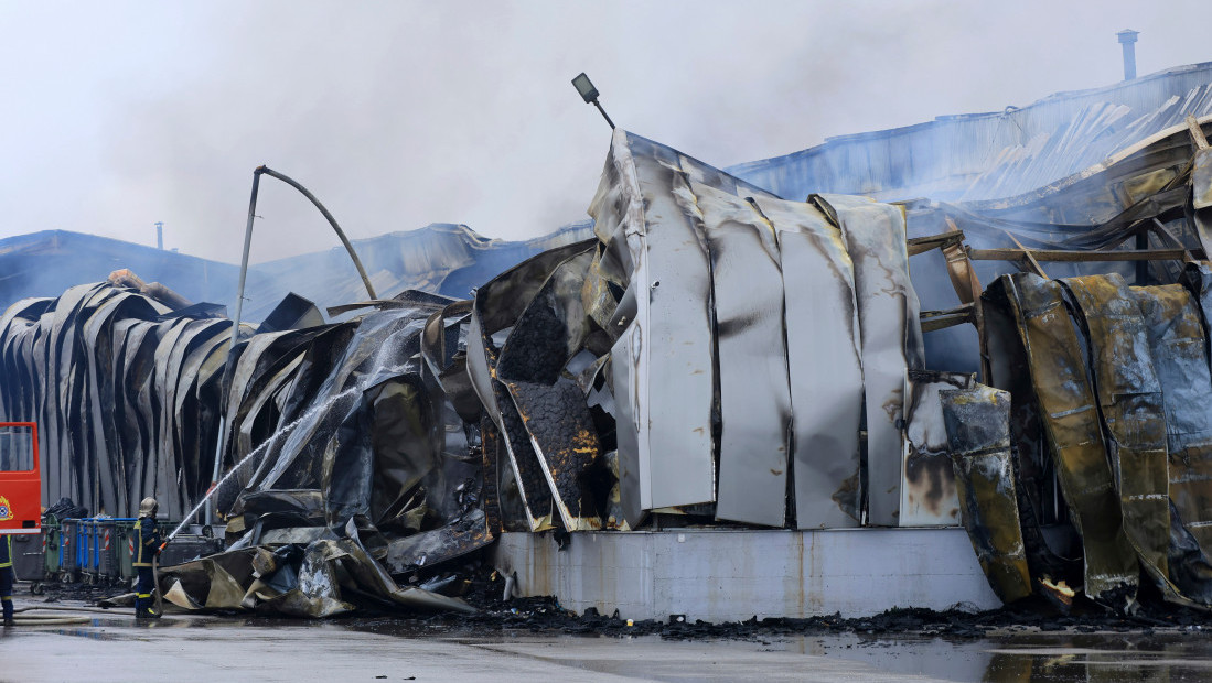Tragedija u Trikali: Pronađena tela tri žrtve nakon eksplozije i požara u fabrici keksa