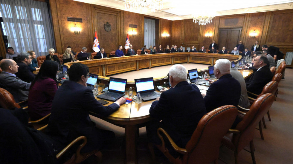 Vlada Srbije nagradila vaterpoliste Srbije sa po 20.000 evra za zlato na EP