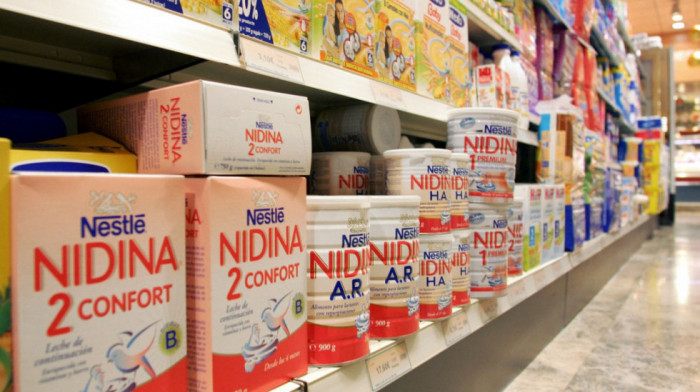 Desetine beba u Britaniji imalo simptome trovanja nakon povlačenja toksične mlečne formule