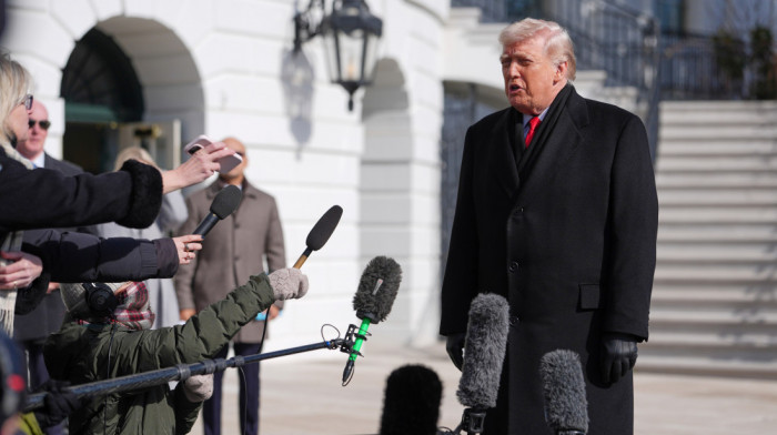 Tramp ublažio narativ i pozvao na časnu i poštenu istragu o ubistvu Aleksa Pretija: ''Nije se ponašao kao ubica''