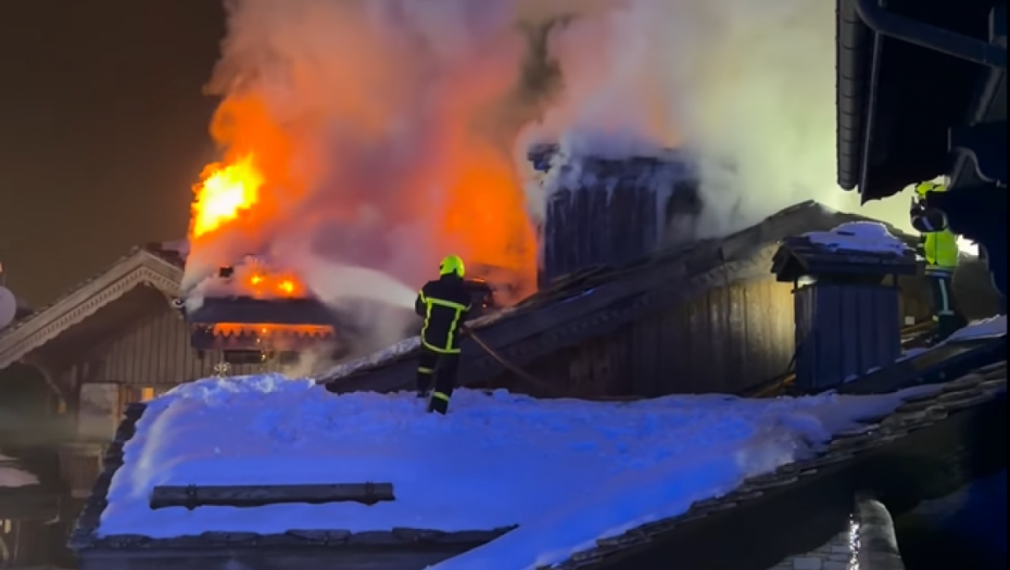 Požar u luksuznom hotelu u Francuskoj: Evakuisane najmanje 83 osobe, vatrogasci i dalje obuzdavaju vatrenu stihiju