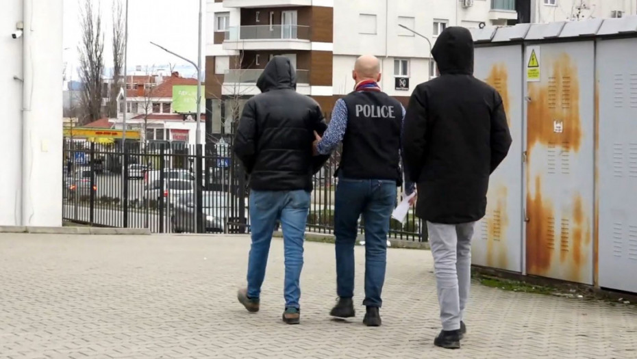 Velike razmere izborne manipulacije na KiM: U Mališevu privedeno 18, a na ispitivanju 50 članova izborne komisije