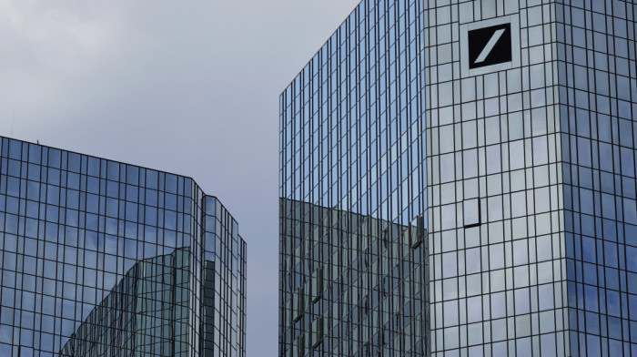 Pretresi u Dojče banci: Nemačka policija u kancelarijama u Berlinu i Frankfurtu u okviru istrage o pranju novca