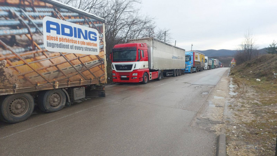 Teretna vozila na graničnim prelazima zadržavaju se i do pet sati