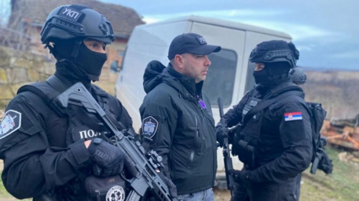 Pogledaje kako je policija zaplenila pet tona marihuane kod Kruševca, vrednost droge procenjena na 50 miliona evra